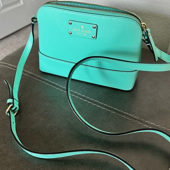 Kate Spade Cute Crossbody Bag - Picture 2 of 5